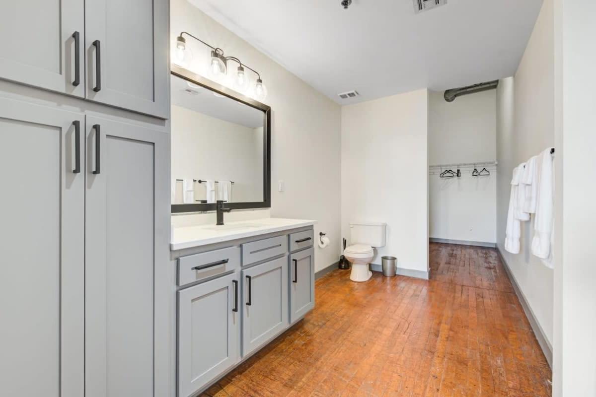 2Br 2Ba Spacious Historic Loft With Gym By Envitae Kansas City Exterior foto