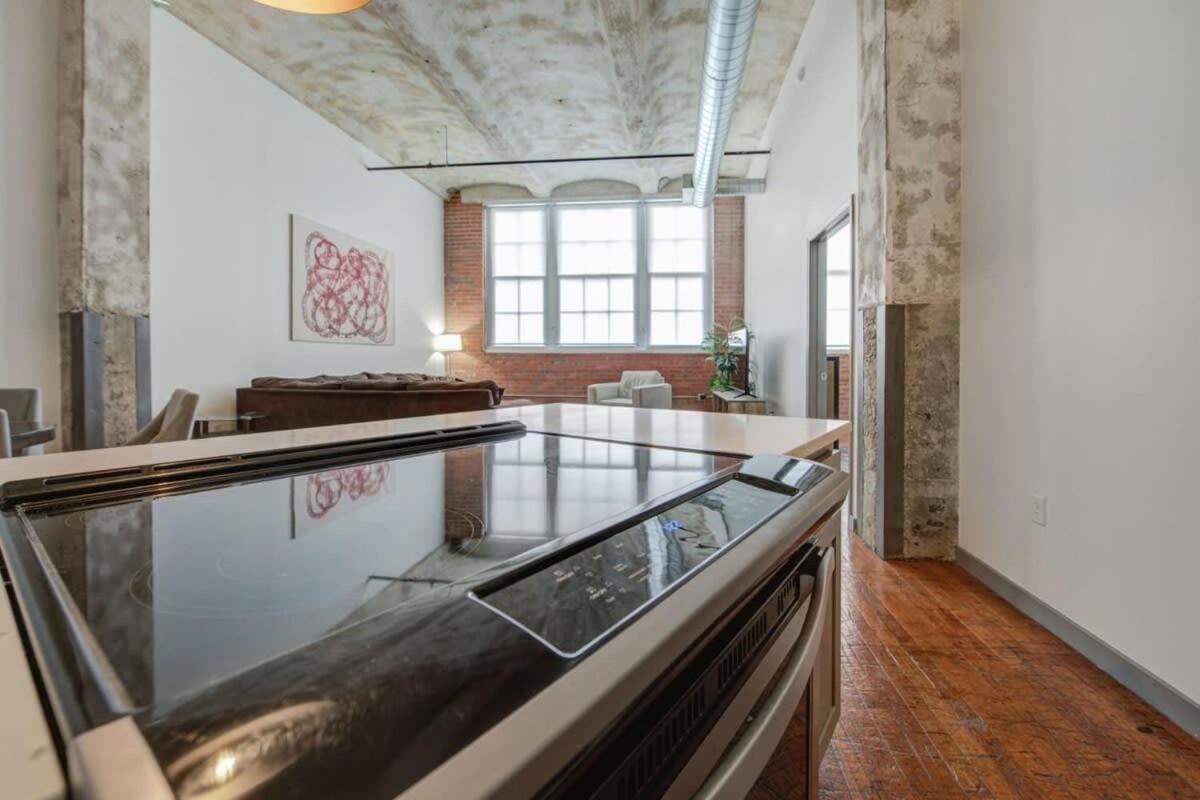 2Br 2Ba Spacious Historic Loft With Gym By Envitae Kansas City Exterior foto